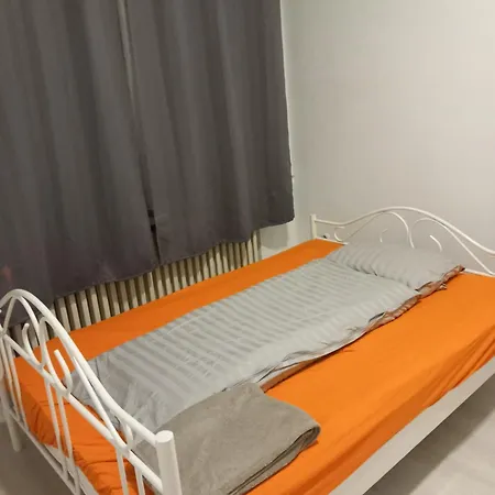 Ein Mit Privatem Zugang Διαμέρισμα Weilerswist